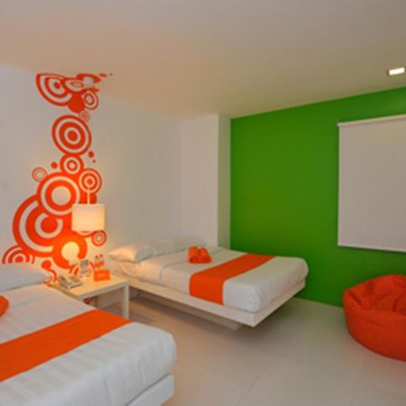 Islands Stay Hotels - Uptown Cebu Bagian luar foto