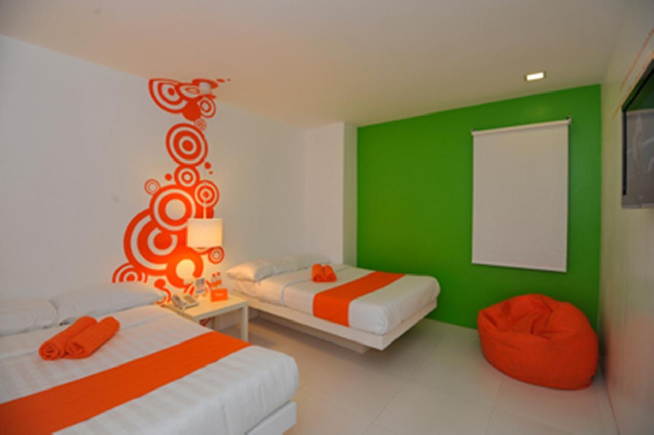Islands Stay Hotels - Uptown Cebu Bagian luar foto