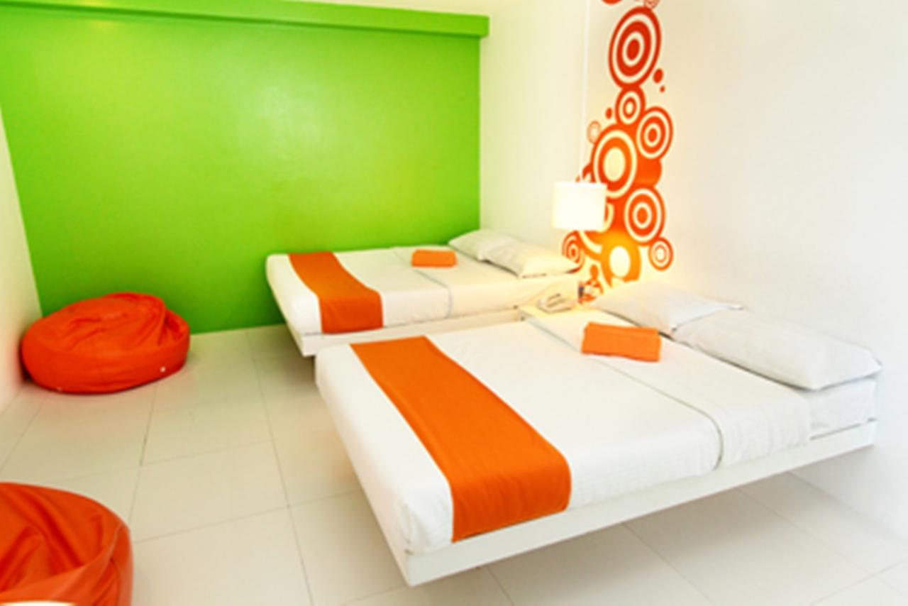 Islands Stay Hotels - Uptown Cebu Bagian luar foto