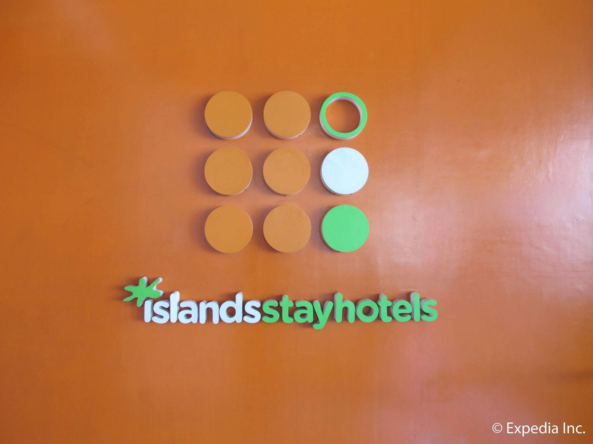 Islands Stay Hotels - Uptown Cebu Bagian luar foto